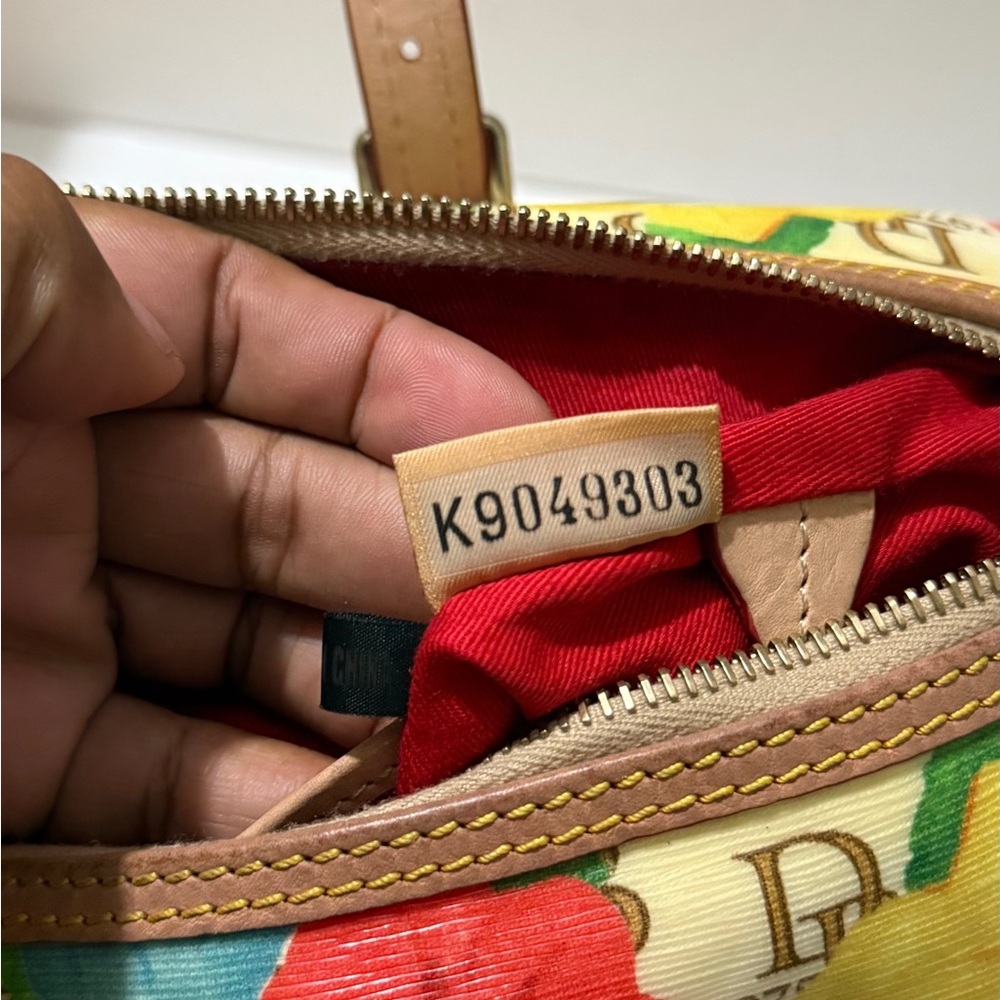 Dooney & Bourke Hibiscus Floral Barrel Satchel – Rare Vintage Colorful Beauty - Picture 9 of 10